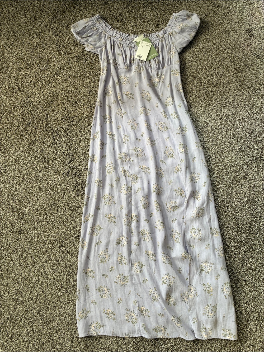 🦋 NWT $34.99 H & M Floral Off-Shoulder Maxi Dress
